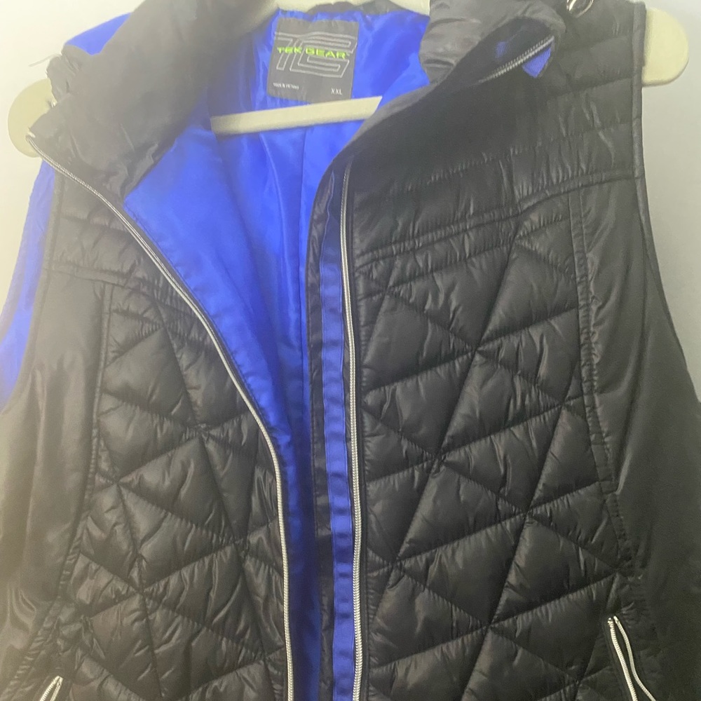 Women’s black vest